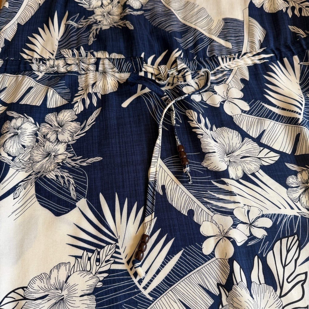 NWT Palmwave Hawaii Women’s Sleeveless Blue & White Floral Aloha Dress Size M - Picture 9 of 11